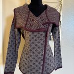 Royal Robbins Gray and Burgundy Cowl Neck Sweater Photo 9