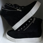 Soda Black tie up shoes Photo 0