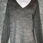 Terra & Sky long sleeve V Photo 0