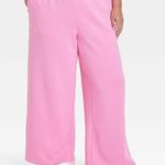 Universal Threads Universal Thread Women’s High Rise Wide Keg Sweat Pants  Photo 1