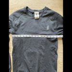Second Skin Gray Long Sleeve Athletic Top Women’s Size Large Photo 2