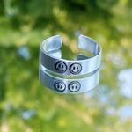 Smiley face stamped ring Silver Photo 0