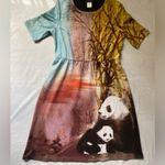 TREU Pandas Scenery Elastic Waist Women’s Dress
Size XL
95% Polyester 5% Spandex Photo 7