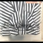 Kitsch black and white shower cap Photo 6