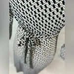 A pea in the pod  Womens Size‎ Small Black & White Wrap Maternity Dress Photo 3