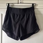 Lululemon 4” hotty hots HR shorts Photo 2