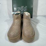 Wild Fable Missy Women's Rhinestone Winter Boots Faux fur lining Tan Sz 9 Photo 1