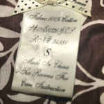 Forever 21 BROWN & WHITE FLORAL DESIGN BUTTON DOWN SHORT SLEEVE COTTON TOP SMALL Photo 2