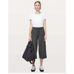 Lululemon Wide Leg Hello Sunday Crop Pants Heathered Mod Black Gray Women’s 6 Photo 3