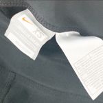 Nike Size XS Women’s Black Cropped Athletic Pants Photo 2