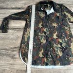 Lysse  Schiffer Stretch MINERAL CAMO PRINT Button Blouse M WRINKLE RESISTANT #100 Photo 10