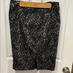 Worthington Worthing Floral Skirt – Size 8 | Sophisticated & Stylish Photo 2