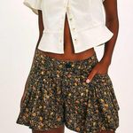 Free People NWOT Big Time Printed Trouser Floral Shorts Size 12 Photo 0