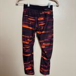 Nike  Women’s Leggings Capri Crop Running Reflective Zipper Pocket Orange Pink XS Photo 2