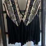 Free People  Flowy Sleevless Embroidered V Nexk top, Size small Photo 2