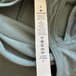 Lululemon Back Into It Long Sleeve Shirt Green JuniperWomen's Size 6 Workout Gym Photo 6