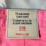Gap  Khakis Women’s Hot pink Girlfriend Short Size 2/26-NWTS Photo 4