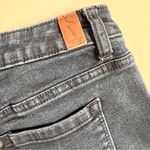 Vera Wang Simply Vera Womens Skinny Jeans Size 6 Mid Rise Dark Wash Stretch Photo 8