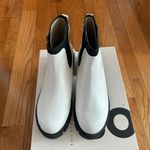 SO White & Black Chelsea Lug Boots - NIB Photo 1