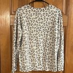Old Navy  women’s  crew neck pull over sweater size large. Photo 2