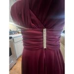 Jessica Howard  MAROON FORMAL KNEE LENGTH JEWELED WAIST DRESS WOMENS SIZE 6 Photo 3