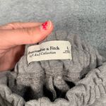 Abercrombie & Fitch Heather Gray Athletic Shorts Photo 3