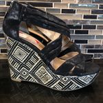 Nine & Co. Black patterned straw‎ wedge sandals womens size 7 Photo 1