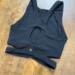 Athleta Conscious Cut Out Crop Top Sports Bra Sz XS Black Photo 11