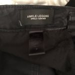 EXPRESS Camo Black Cropped Jeggings Photo 7