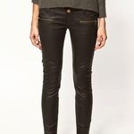 ZARA Slim Fit Black Pleather Jeans w/ Gold Zip Pockets Ankle Zippers Wm Sz US06 Photo 0