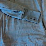 Avia Teal zip up size medium. Photo 1