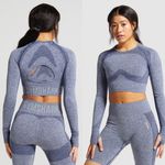 Gymshark  Crop Top Cut Out Back Size Small Athletic Thumboles Long Sleeves‎ Blue Photo 1