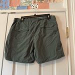 Patagonia  Women’s Upcountry Outdoor Shorts in Mission Olive Size 14 Photo 1