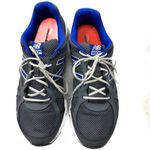 New Balance 550 V4 athletic shoes. Gray with royal blue. Running shoes. Sz 9.5 Photo 3