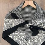 Vintage Echo 100% Silk Houndstooth Paisley Print Scarf Black and Cream 34" sq Photo 6