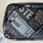 Lululemon Everywhere Belt Bag 1L Manifesto Photo 2