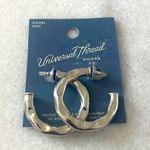 Universal Threads Universal Thread hood earrings nickel free fashion jewelry New size medium Photo 2