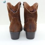 Born Boc Women’s Brown Suede Leather Studs Western Cowboy Ankle Boots Sz US 9.5 Photo 5