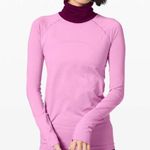  Break New Ground Swiftly *lululemon x Roksanda Photo 0