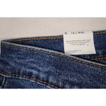 Denizen from Levi's Denizen boyfriend jeans from Levi's Waist 32'' Length 36'' Photo 3