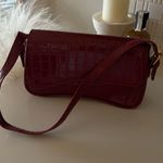 Amazon  Red Shoulder Bag Photo 1