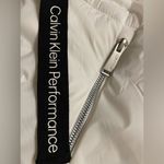 Calvin Klein NWOT Puffer Vest Hooded Jacket Black Accent Size XL Photo 8