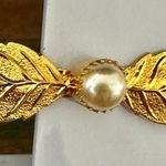 Lady Ellen Gold Leaf Hair Clip w/ Faux Pearl Photo 0