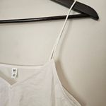 BP Tank Top Cropped White Lightweight Neutral Casual Trendy Vacation V-neck Photo 2