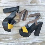 Marciano Shoes Sz 7.5 Yellow Black Platform Wedge Padded Chunky High Heel Photo 4