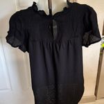 Flowers & Feathers L Black Top Photo 1