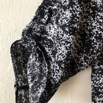 Decree Womens Tunic Blouse 3/4 Sleeves Black & White Photo 1