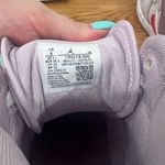 Nike 2022 Wmns Air Jordan 1 Mid 'Valentine's Day' Photo 4