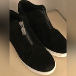 Blondo  women black suede waterproof platform Glenda sneakers US 7.5 Photo 4