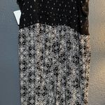 Torrid Women's Black and White Patterned Jumpsuit. Size 2 Photo 4